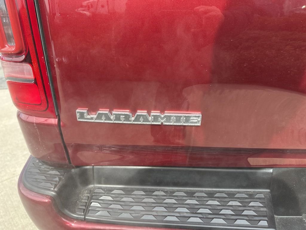 Used 2022 RAM 1500 Laramie w/ Sport Appearance Package AWD/4WD image 9