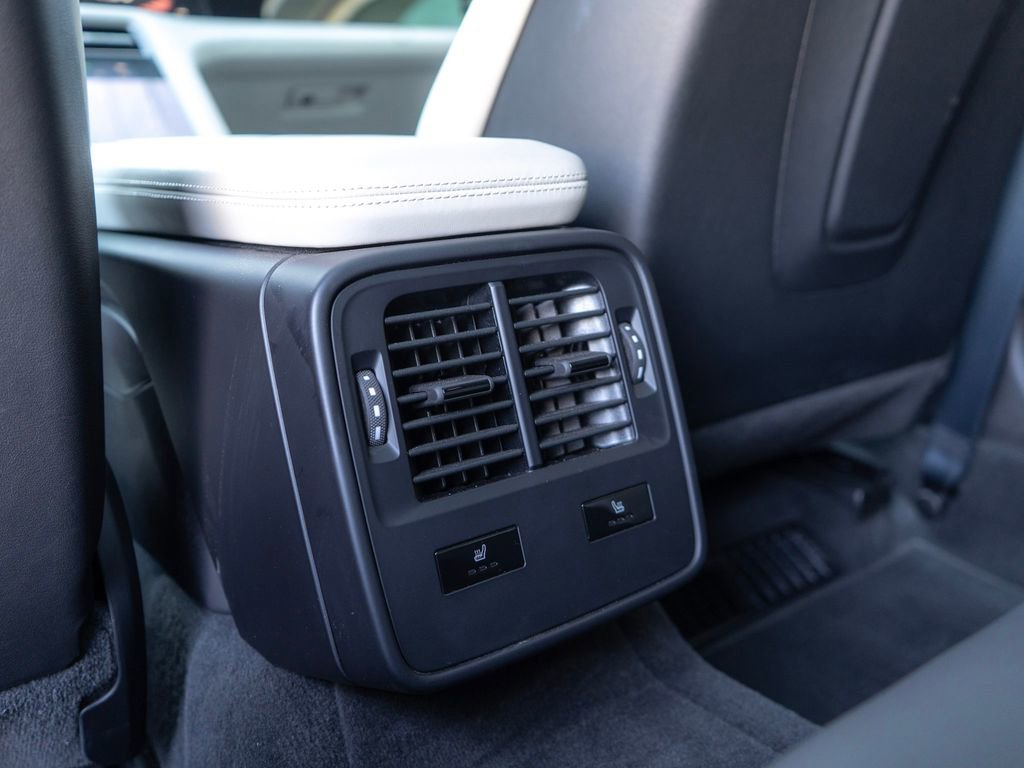 Used 2022 Porsche Taycan Turbo S image 27