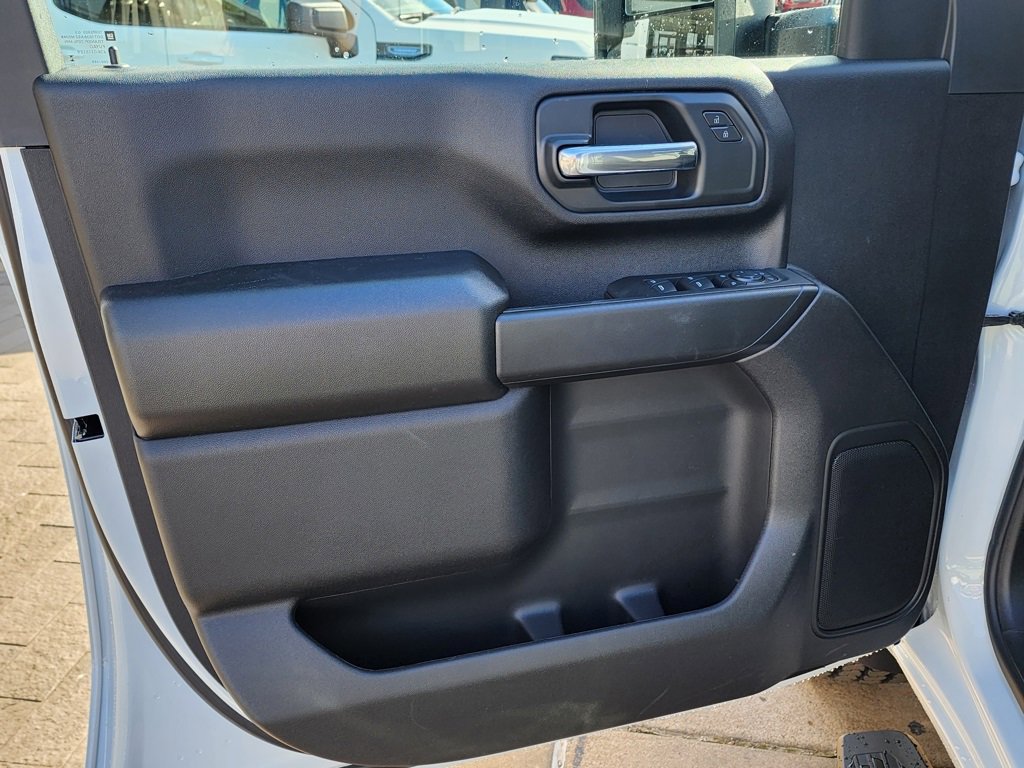 New 2026 GMC Sierra 2500 Pro w/ Convenience Package image 15