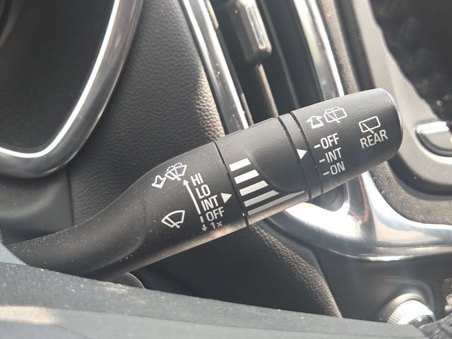 Used 2020 Chevrolet Equinox LT FWD image 41