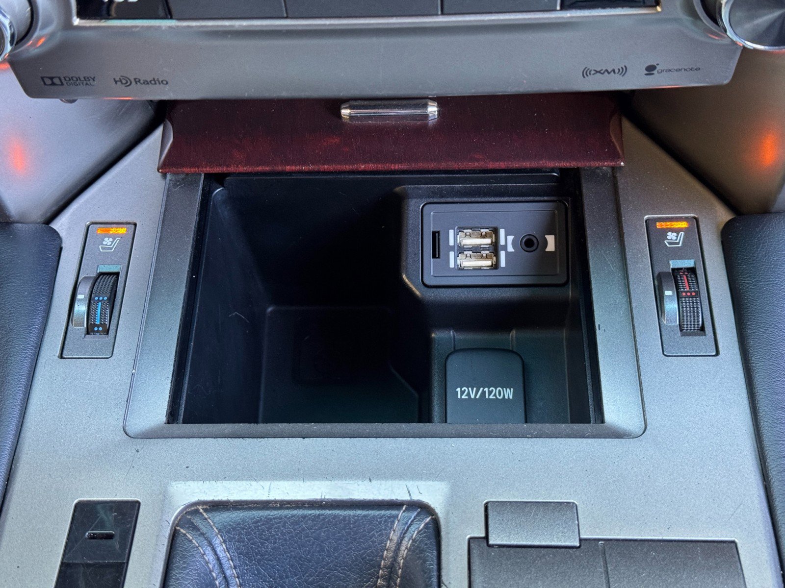 Used 2014 Lexus GX 460 image 30