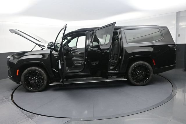 New 2026 Jeep Grand Wagoneer L Limited AWD/4WD image 37