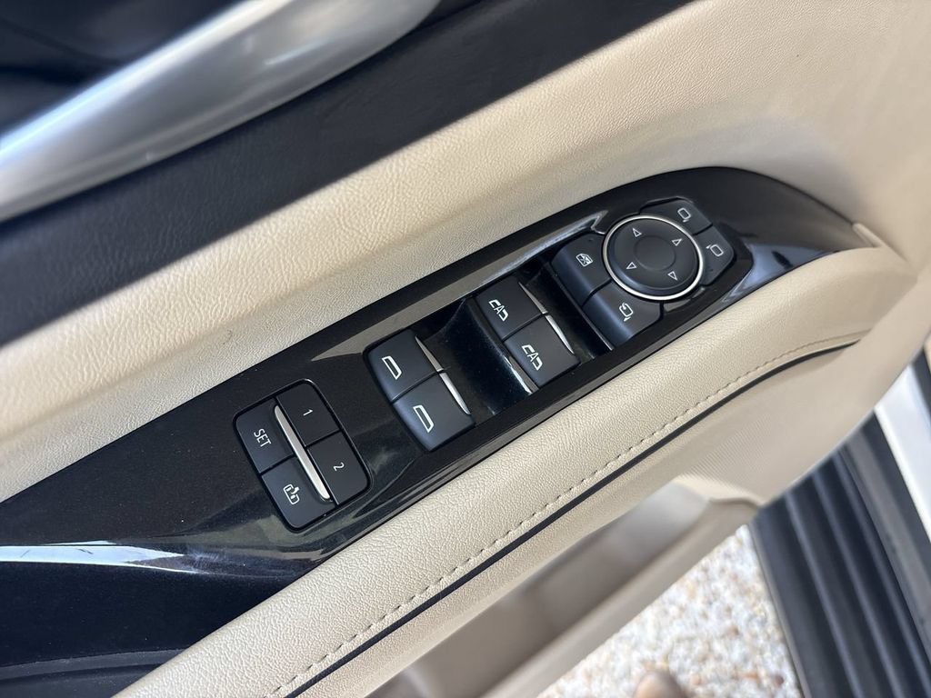 Certified 2023 Cadillac Escalade Premium Luxury w/ Performance Package AWD/4WD image 24