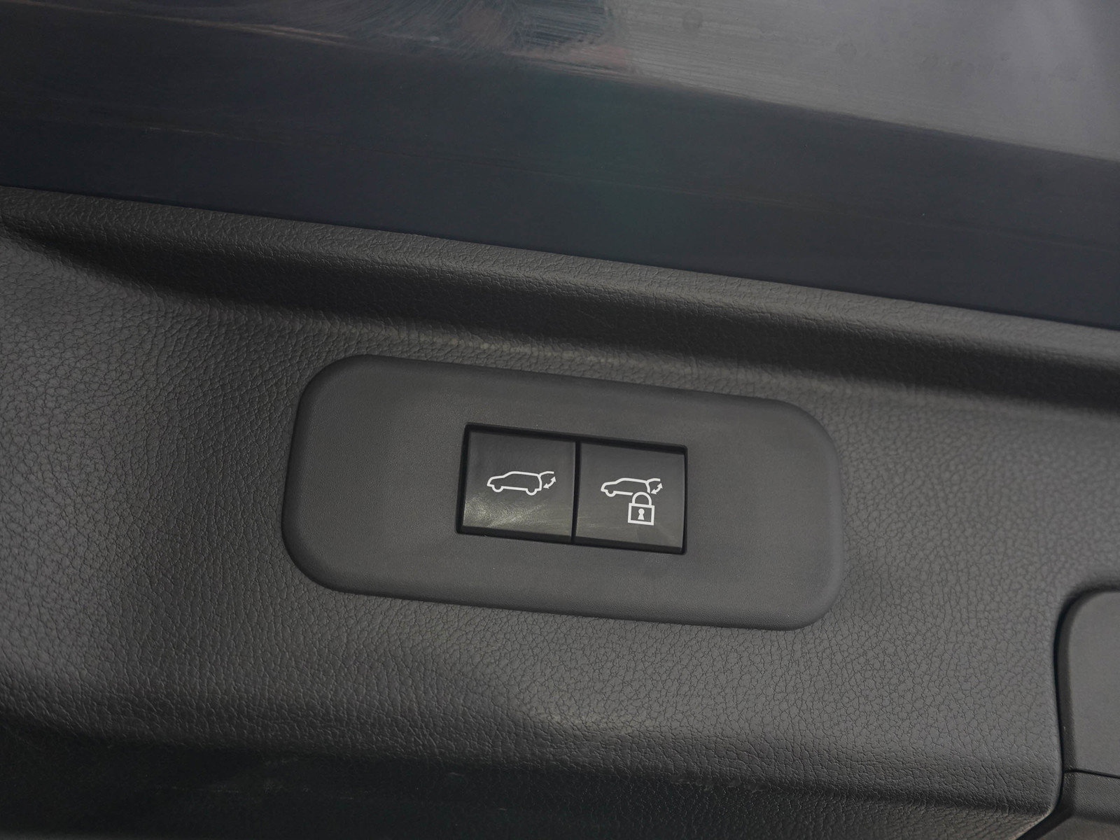 Used 2024 Toyota Grand Highlander AWD image 11