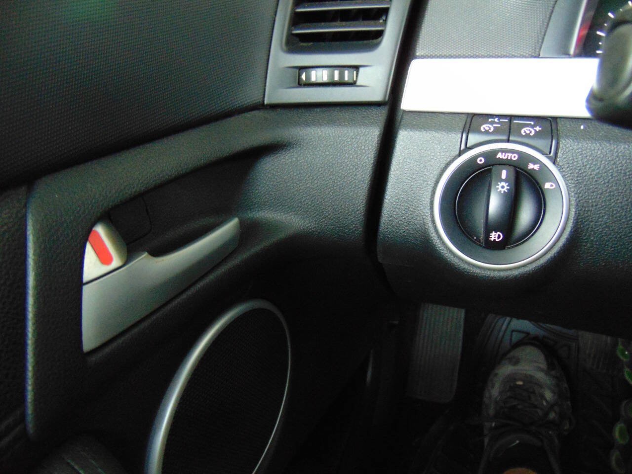 Used 2008 Pontiac G8 GT w/ Premium Package RWD image 10