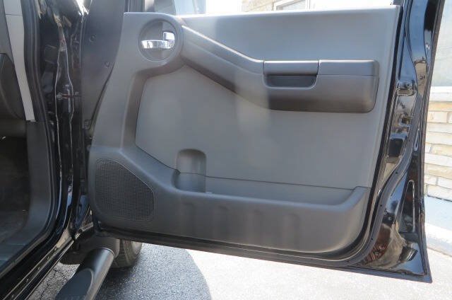 Used 2011 Nissan Xterra S AWD/4WD image 24