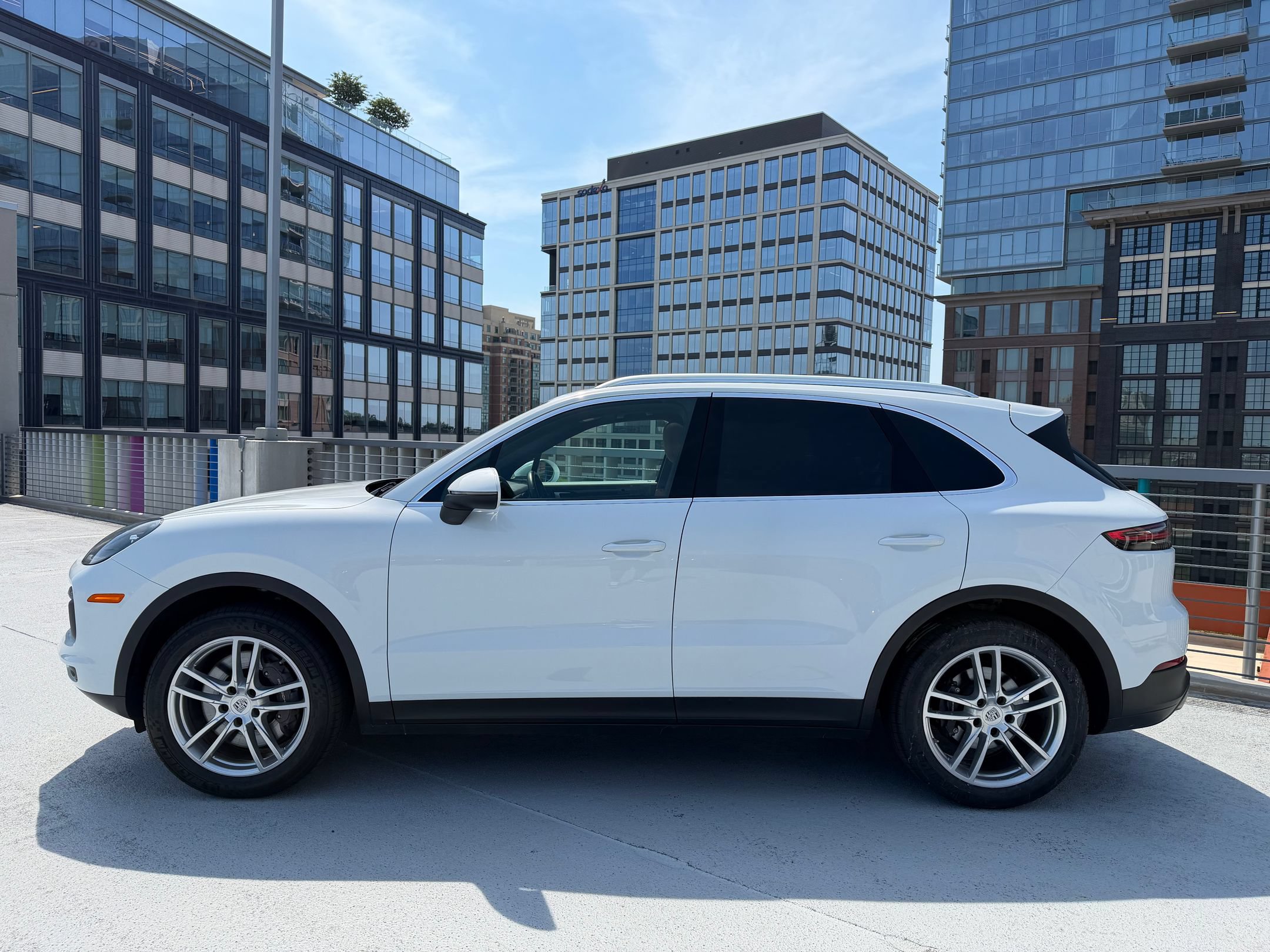 Certified 2023 Porsche Cayenne AWD/4WD image 2