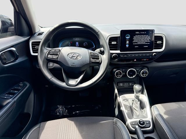 Used 2023 Hyundai Venue Limited w/ Cargo Package FWD image 21