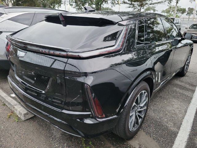 Certified 2024 Cadillac Lyriq Sport AWD/4WD image 9