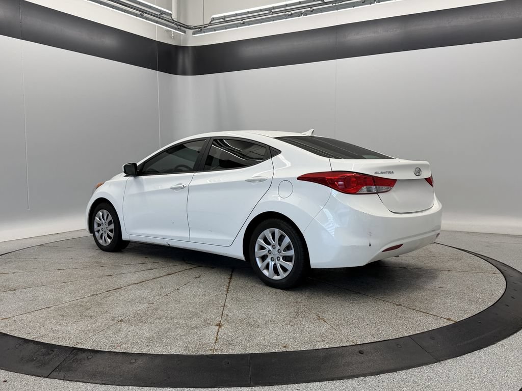 Used 2013 Hyundai Elantra GLS FWD image 3