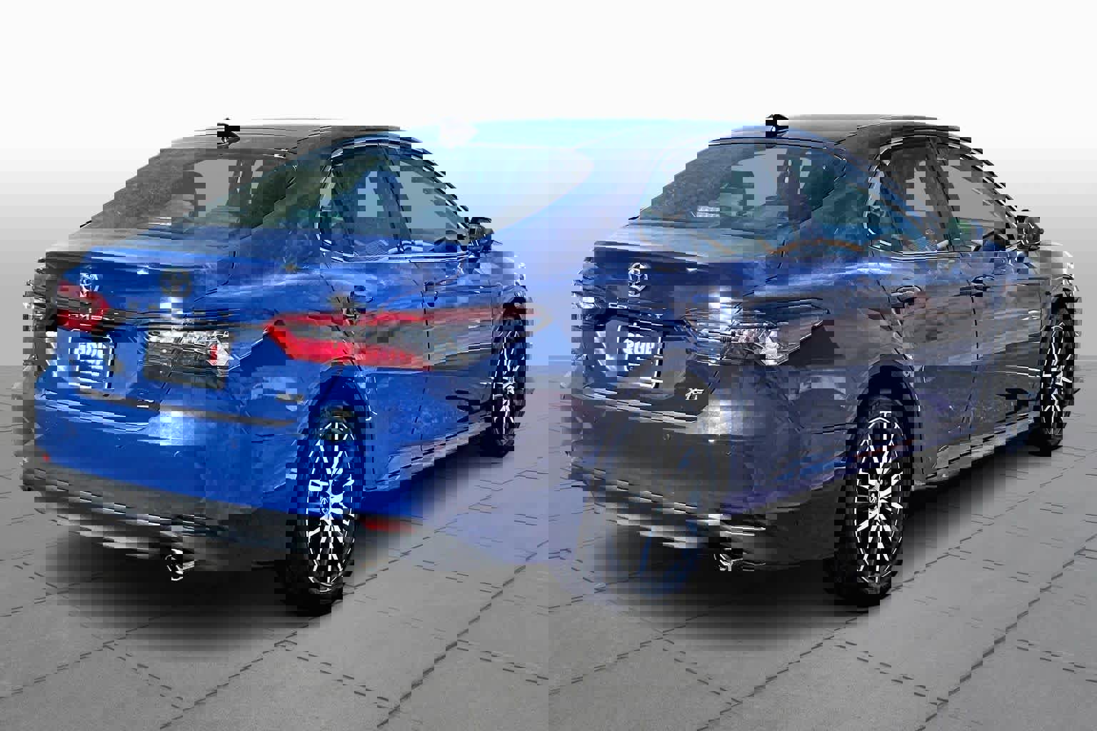 Certified 2024 Toyota Camry XLE w/ Navigation Package image 12