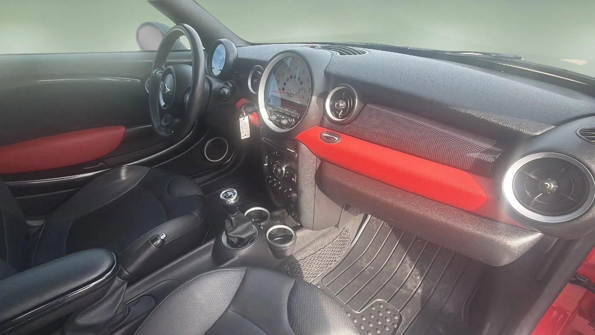 Used 2014 MINI Cooper Coupe S image 15