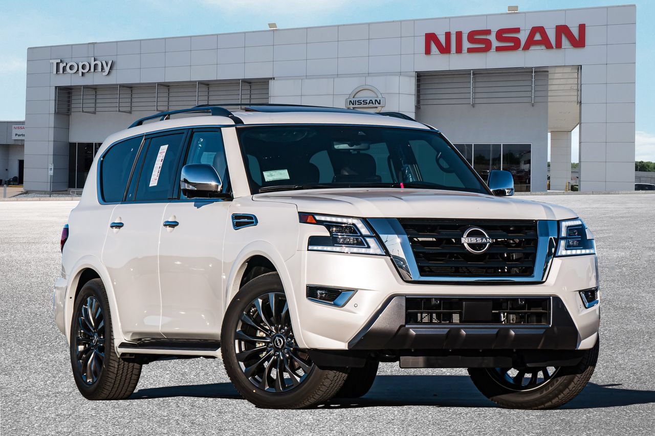 Used 2024 Nissan Armada Platinum w/ Captain's Chairs Package RWD image 1