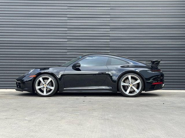 Certified 2021 Porsche 911 Carrera image 2