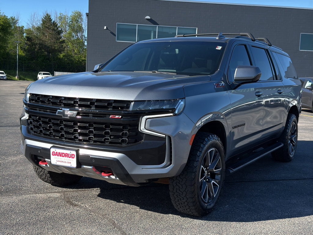 Used 2022 Chevrolet Suburban Z71 AWD/4WD image 2
