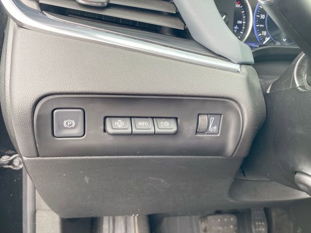 Used 2023 Buick Enclave Premium w/ Experience Buick Package image 18