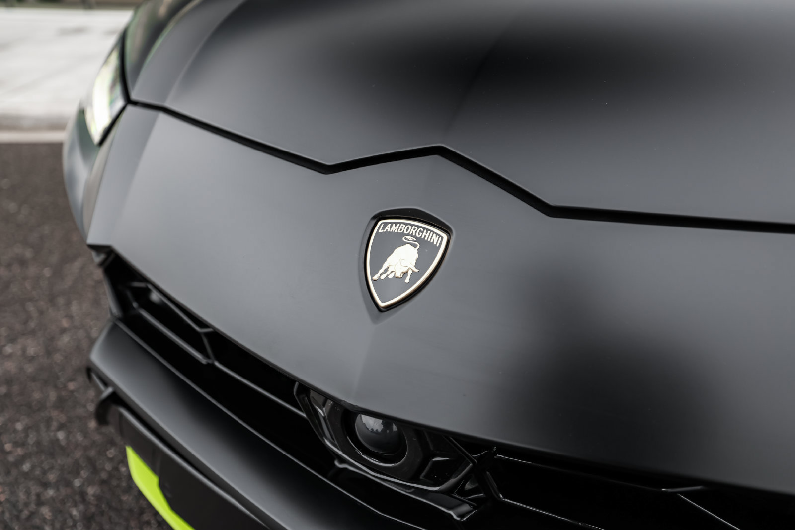 Used 2022 Lamborghini Urus AWD/4WD image 22