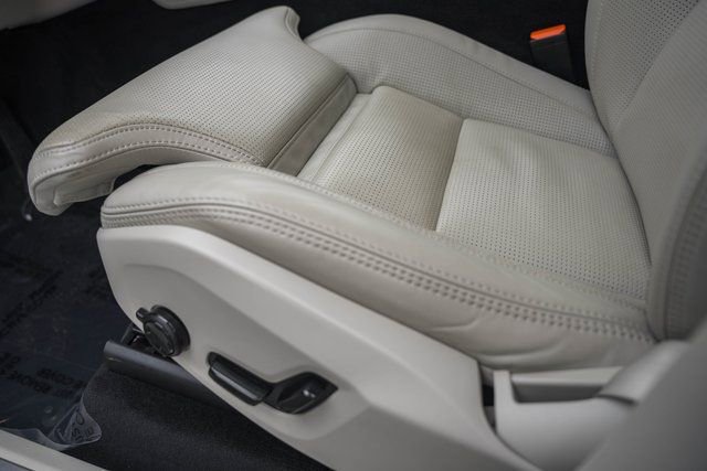 Certified 2023 Volvo XC90 B6 Ultimate w/ Protection Package Premier image 36