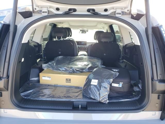 New 2026 Hyundai Ioniq 9 Limited image 3