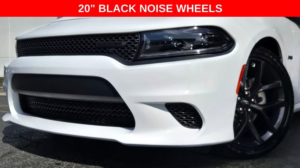 Used 2023 Dodge Charger R/T w/ Blacktop Package image 2