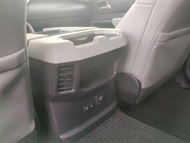 Used 2022 Toyota Tundra Limited image 22