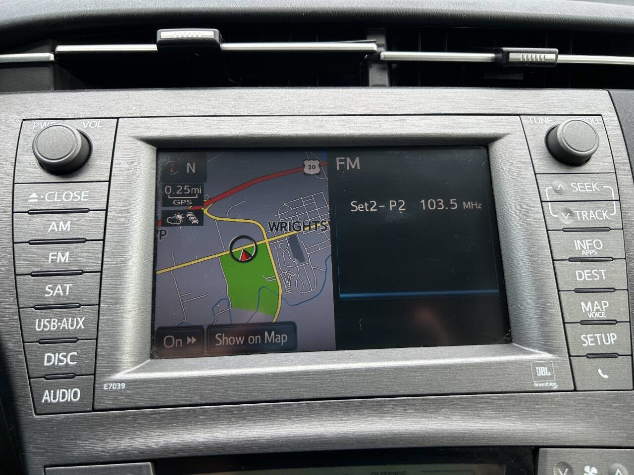 Used 2012 Toyota Prius Four w/ Deluxe Solar Roof Pkg FWD image 21