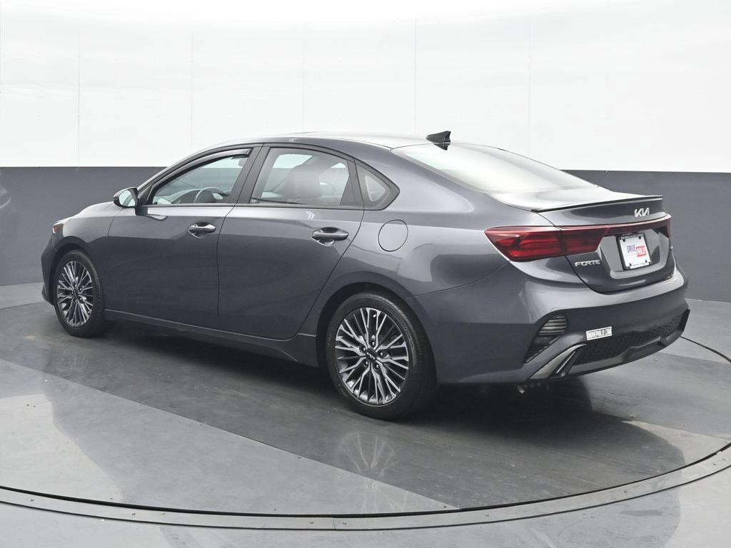 Used 2023 Kia Forte GT-Line w/ GT-Line Premium Package FWD image 4