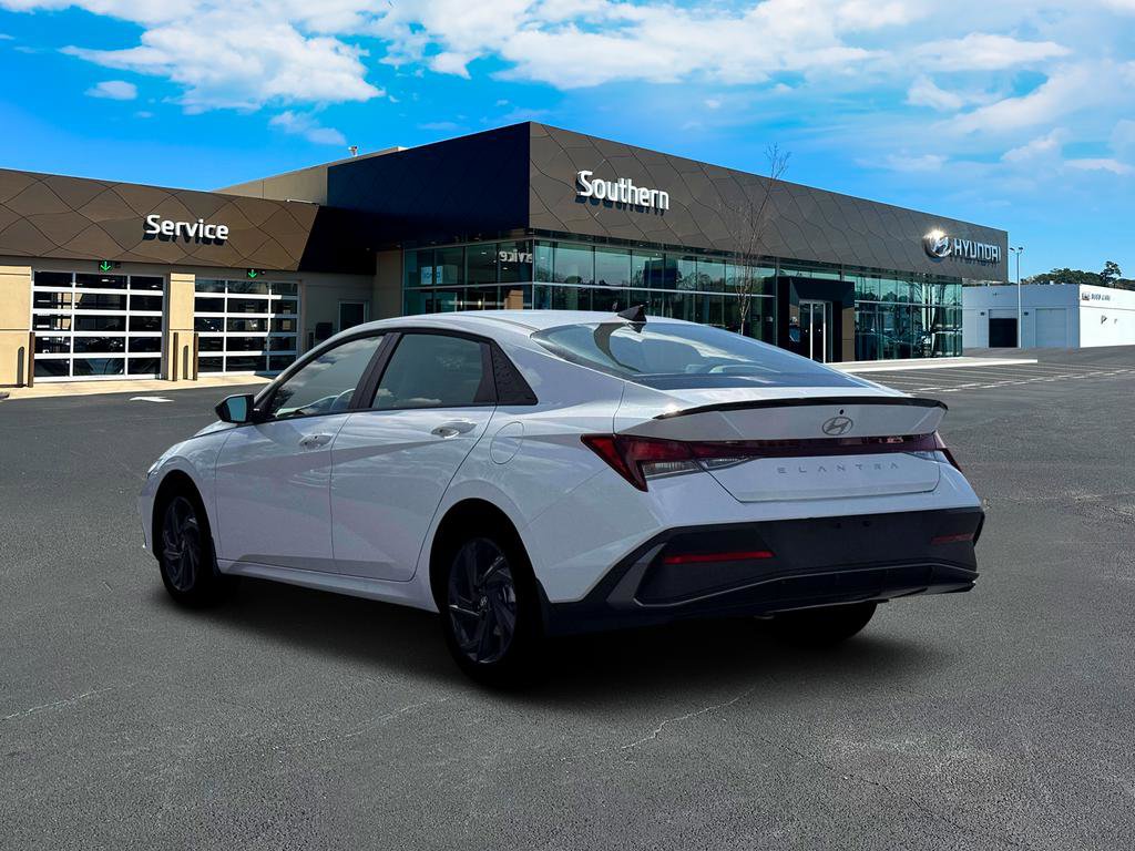 New 2026 Hyundai Elantra Sport image 5