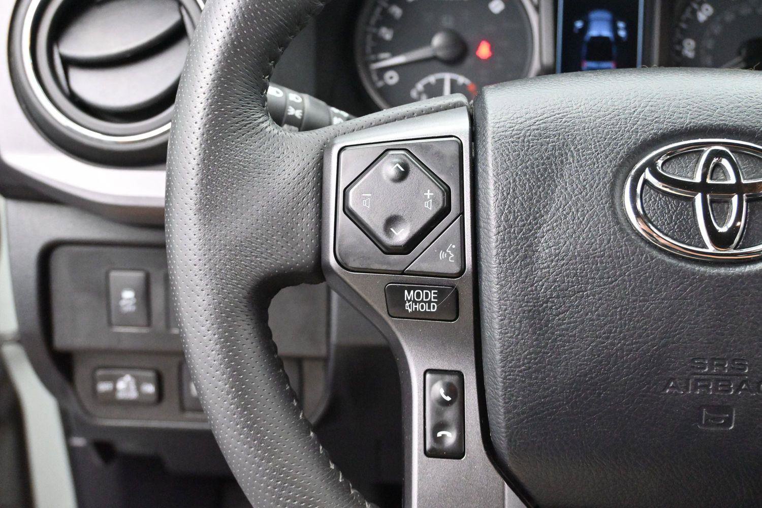Used 2023 Toyota Tacoma TRD Sport AWD/4WD image 16