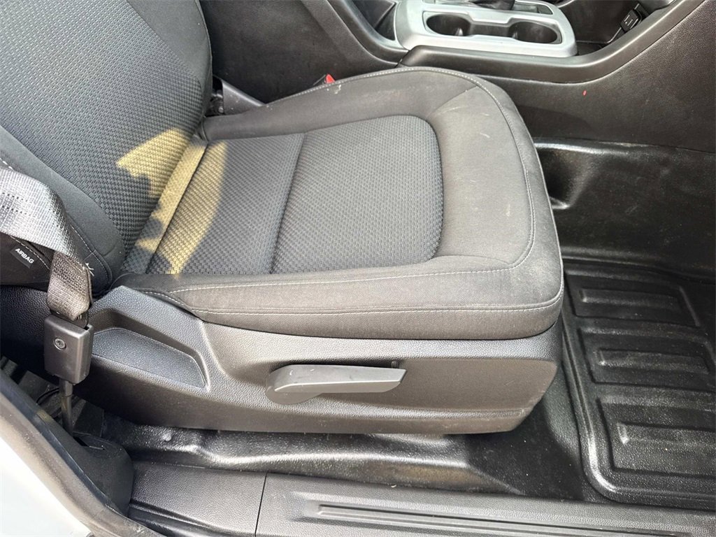 Used 2022 Chevrolet Colorado LT w/ Fleet Safety Package image 29