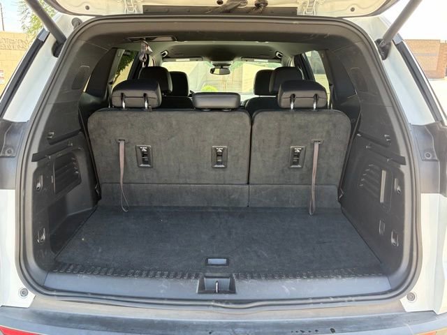 Used 2024 GMC Acadia Elevation image 14