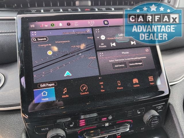 Used 2025 Jeep Grand Cherokee L Limited w/ Black Appearance Package image 22