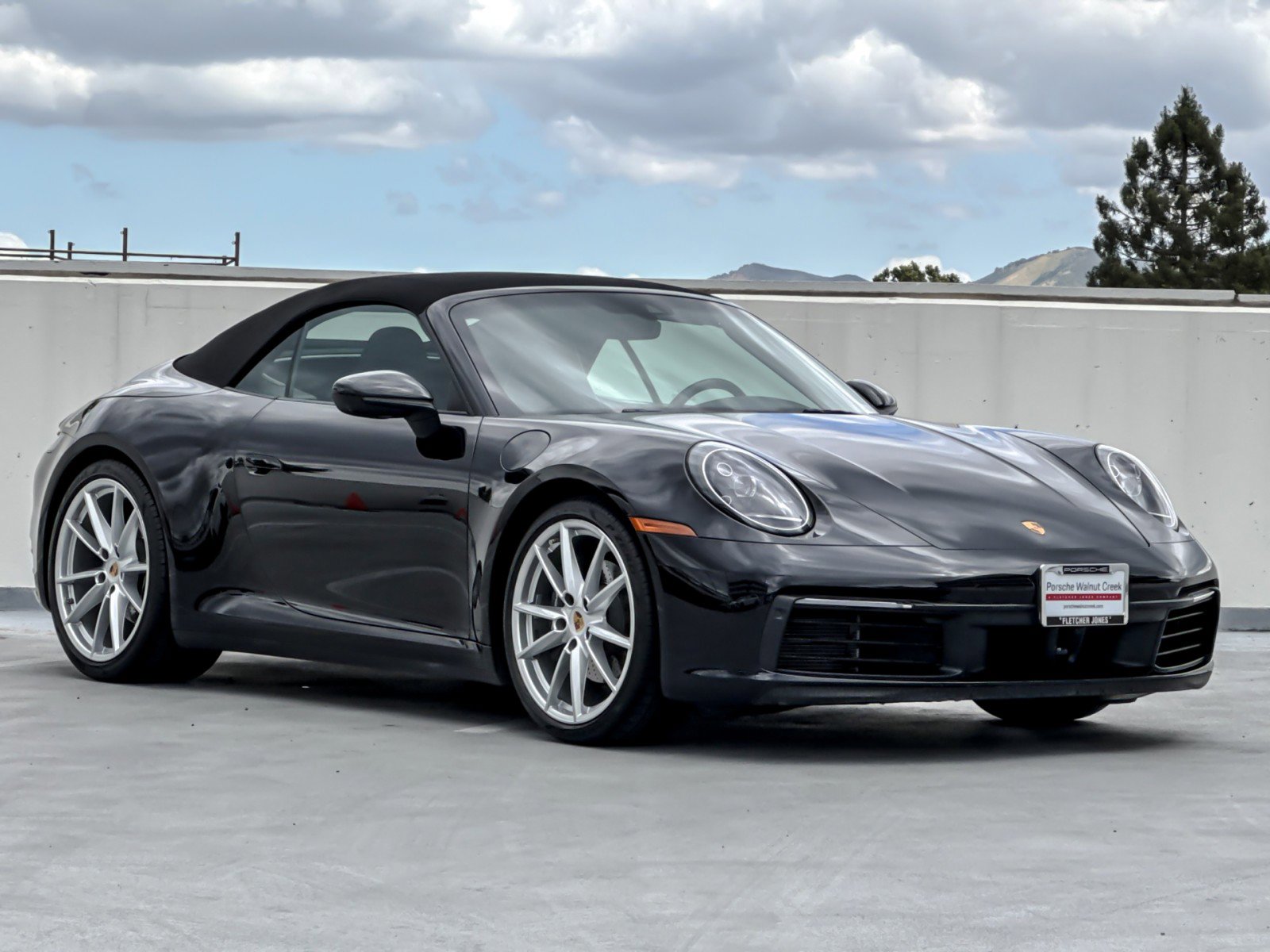 Used 2022 Porsche 911 Carrera image 12
