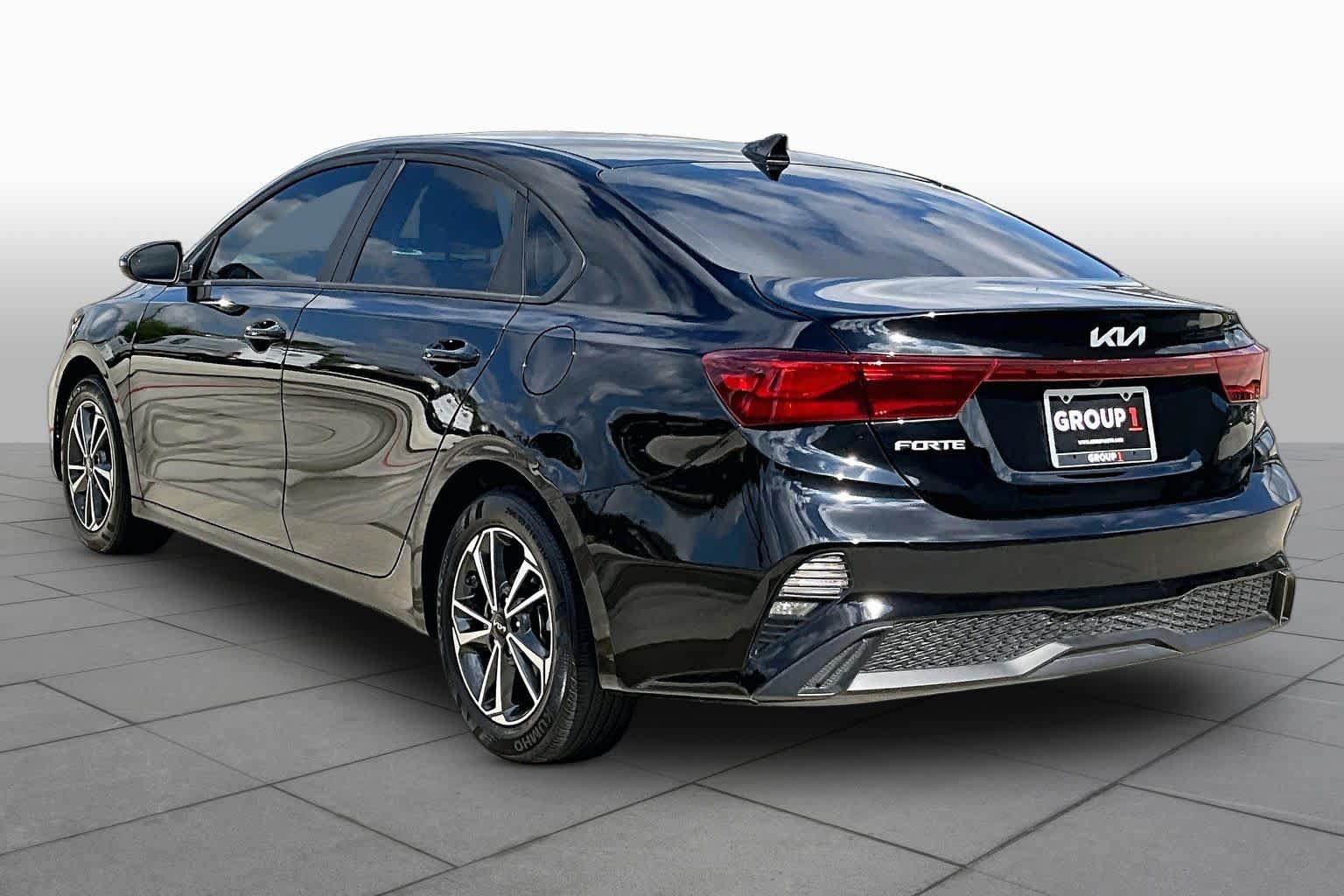 Certified 2024 Kia Forte LXS w/ LXS Technology Package FWD image 11