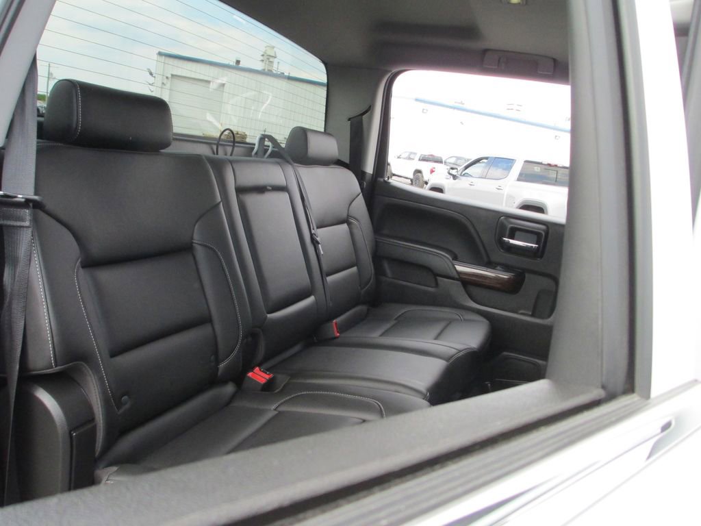 Used 2018 GMC Sierra 1500 SLT w/ SLT Premium Package AWD/4WD image 23
