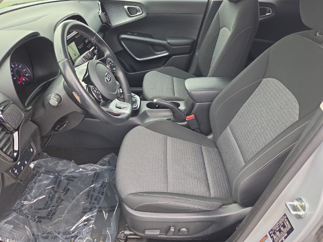 Used 2021 Kia Soul EX FWD image 10
