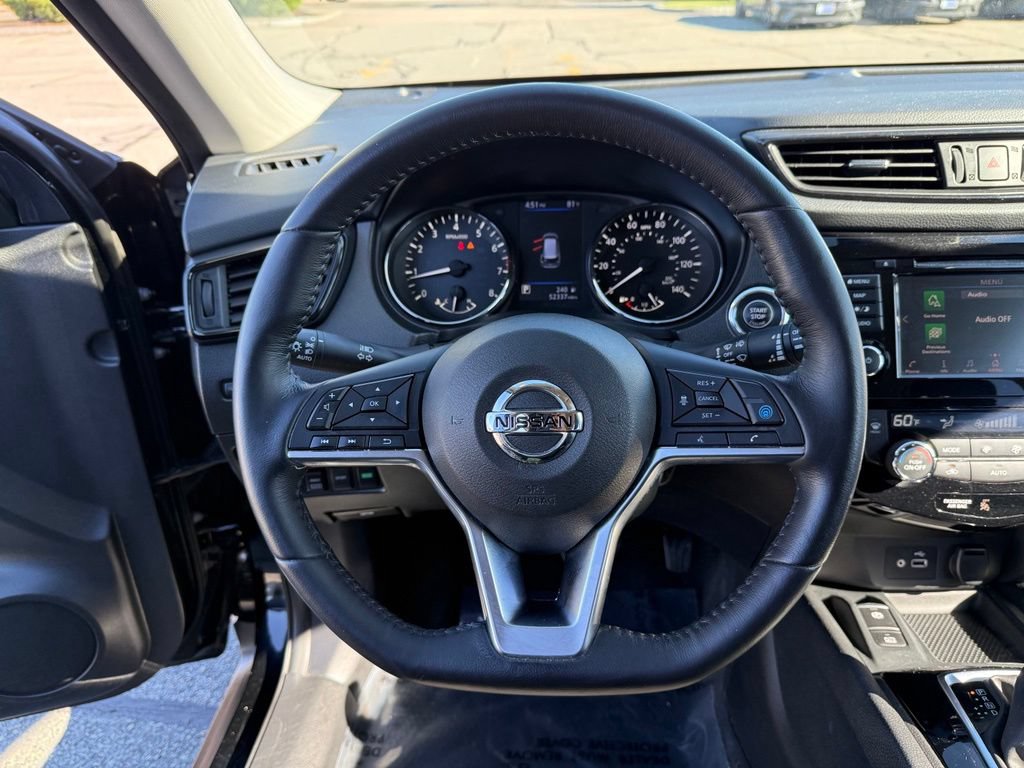 Used 2019 Nissan Rogue SV w/ Premium Package AWD/4WD image 12