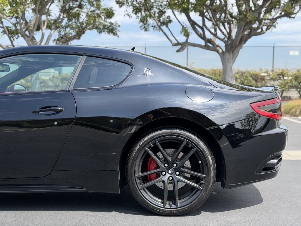 Used 2017 Maserati GranTurismo Sport RWD image 9