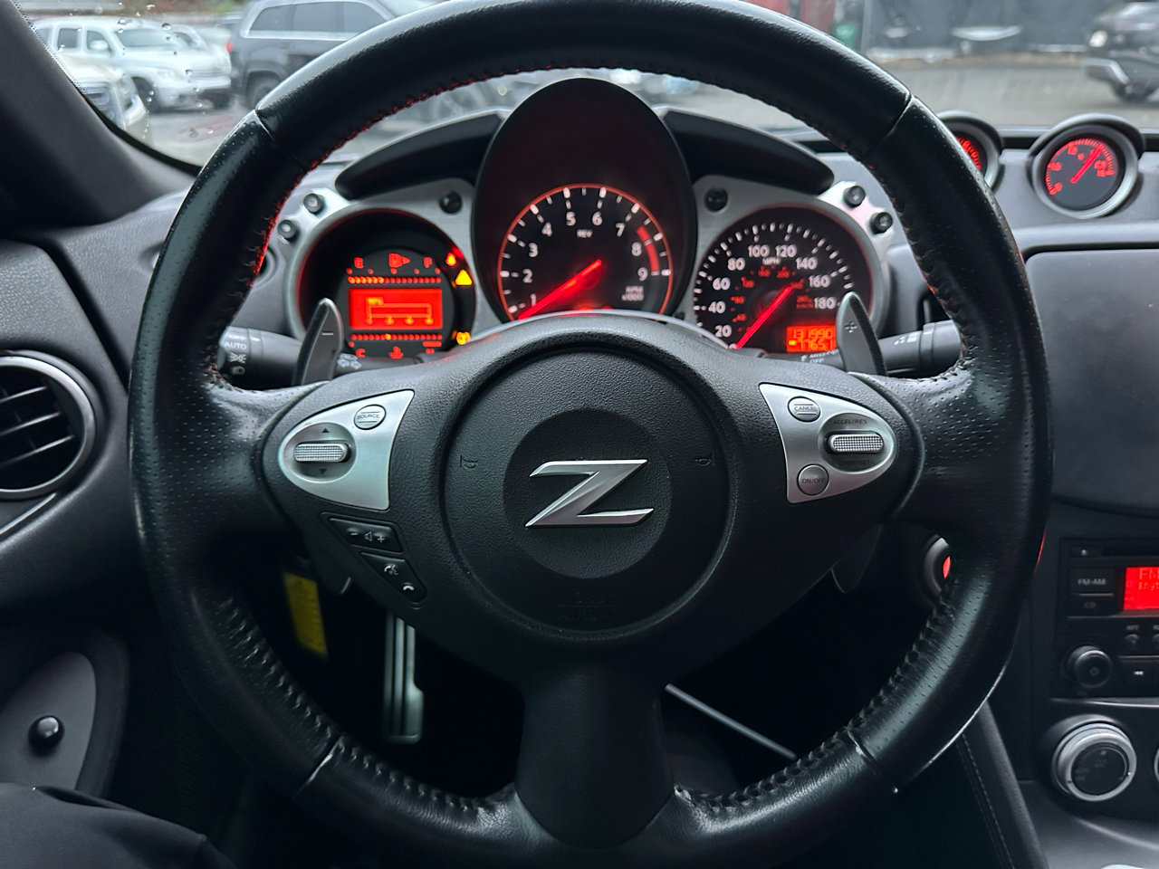 Used 2015 Nissan 370Z Coupe image 30