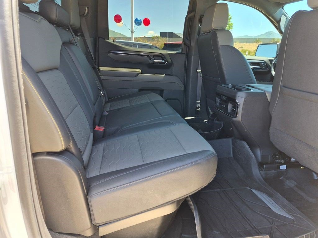 Certified 2023 Chevrolet Silverado 1500 ZR2 w/ Technology Package AWD/4WD image 29