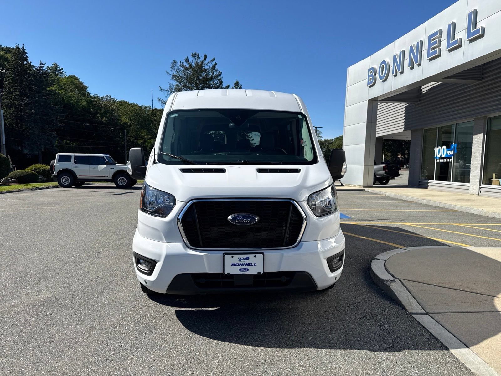 Used 2025 Ford Transit 350 XLT RWD image 5