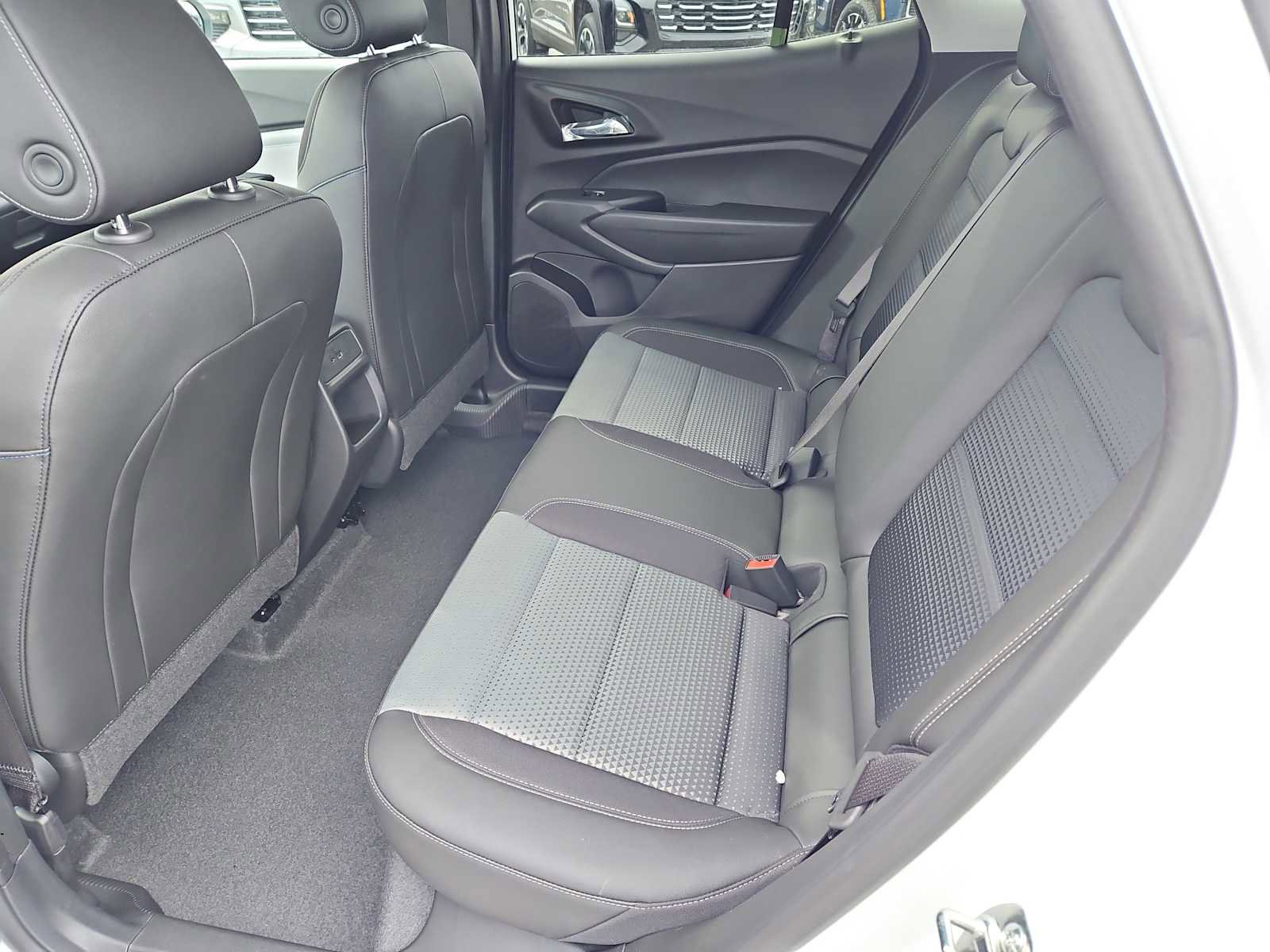 New 2026 Chevrolet Trax LT w/ Driver Confidence Package image 17