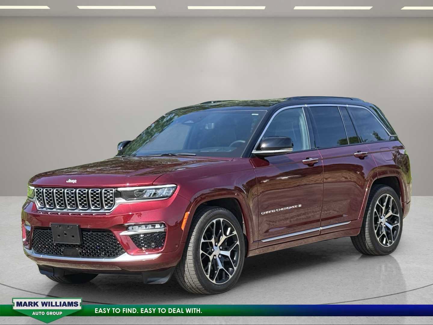 Used 2025 Jeep Grand Cherokee Summit AWD/4WD image 6