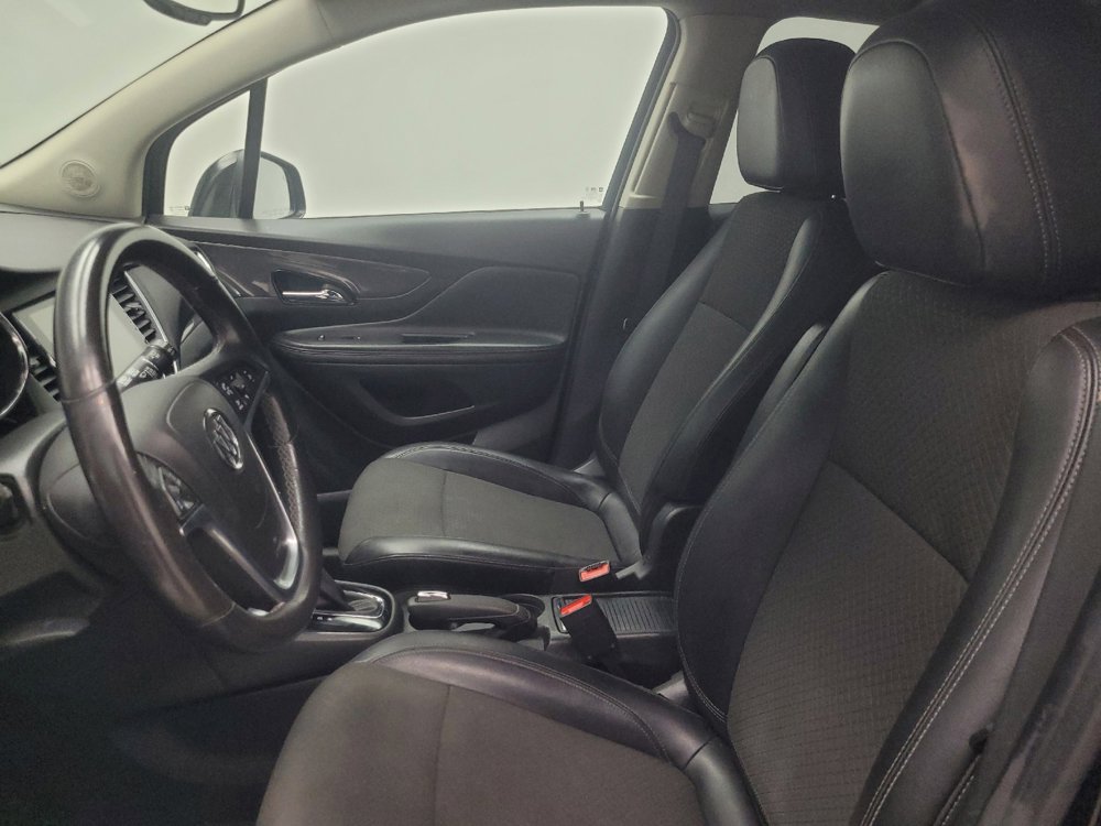 Used 2020 Buick Encore Preferred w/ Safety Package FWD image 17