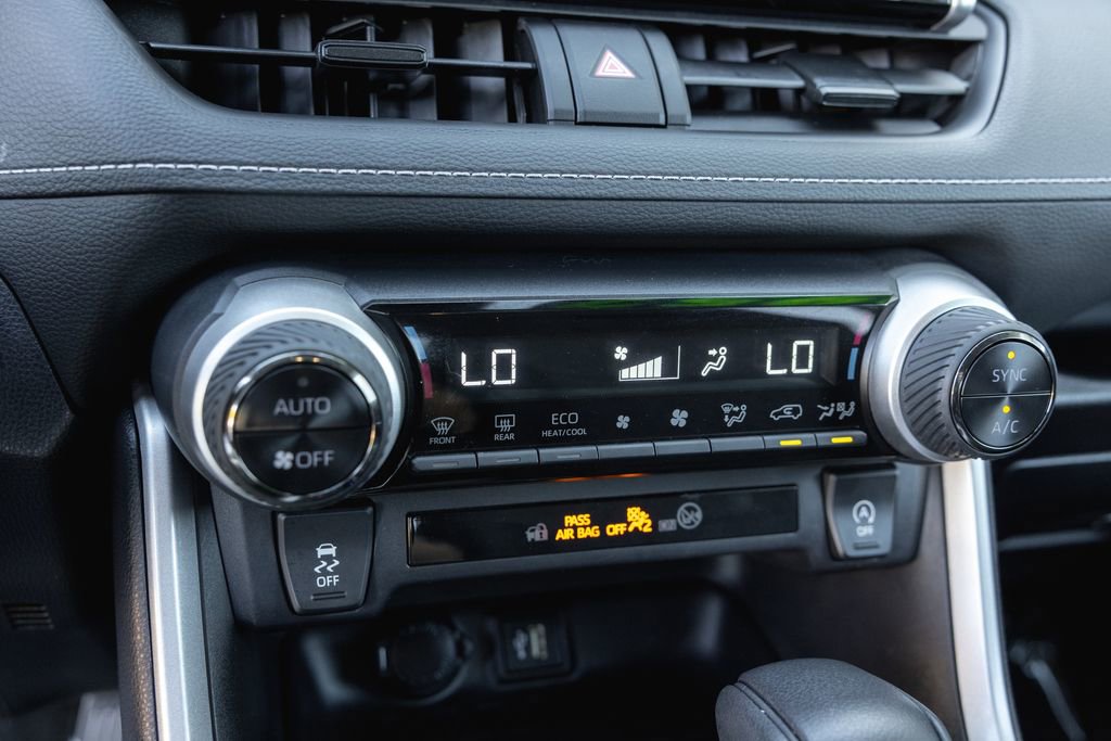 Certified 2024 Toyota RAV4 XLE image 21