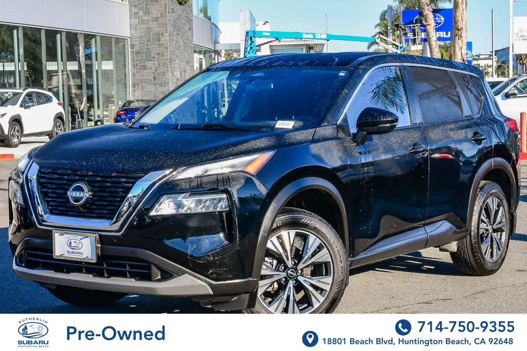 Used 2023 Nissan Rogue SV image 1