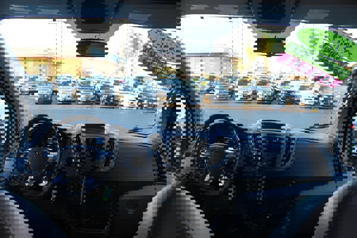 Used 2015 Ford Transit 350 XL RWD image 25