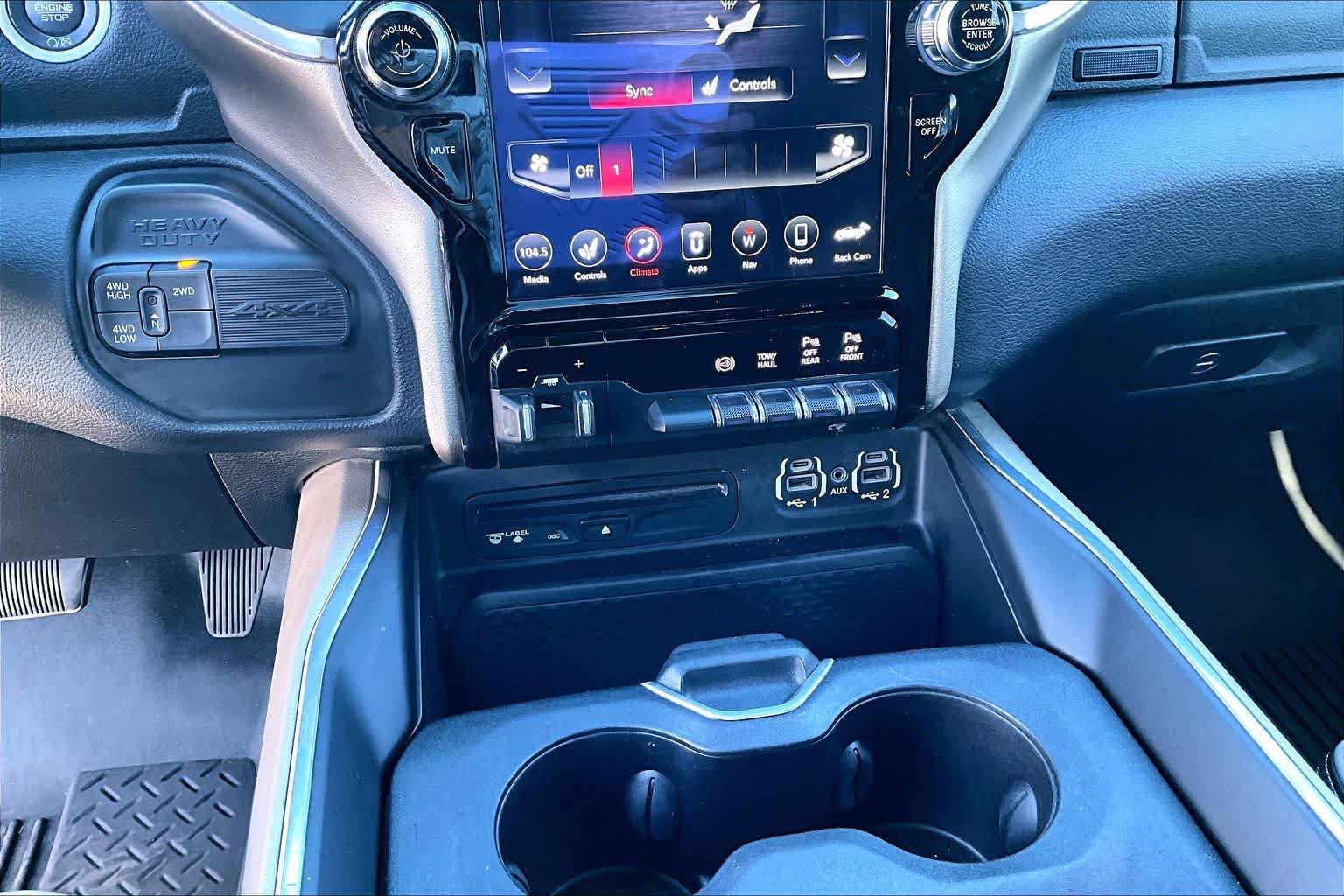 Used 2019 RAM 2500 Laramie AWD/4WD image 32