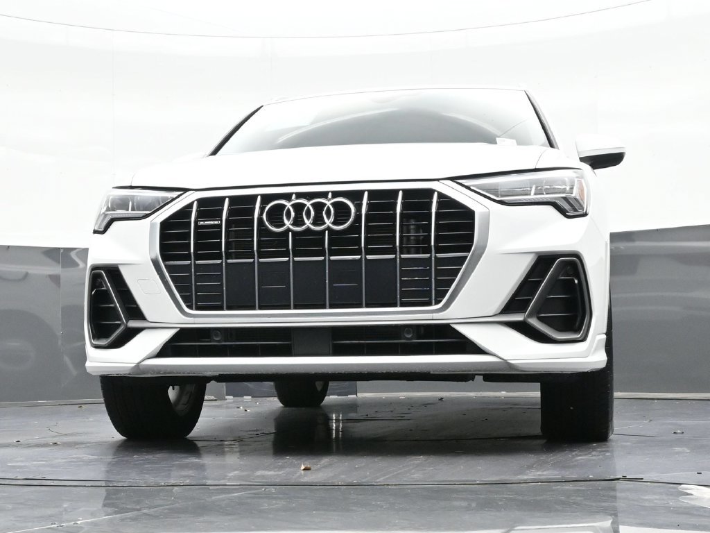 Used 2023 Audi Q3 2.0T Premium AWD/4WD image 30