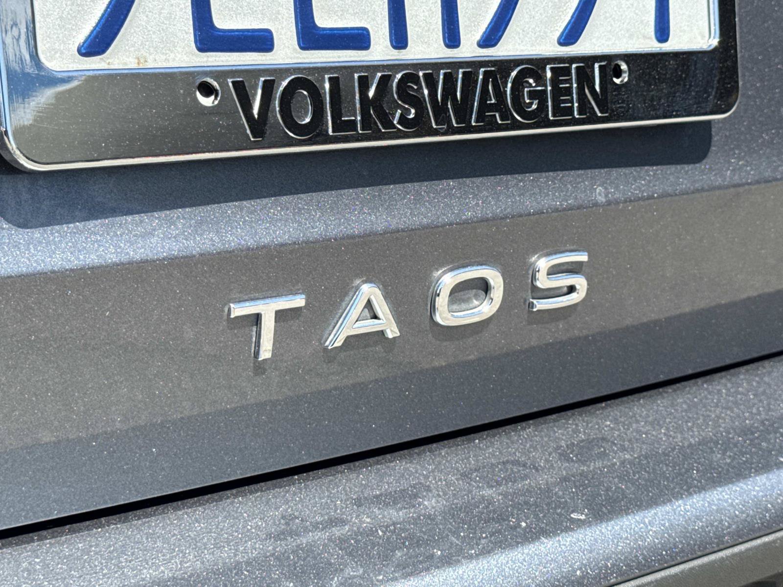 Certified 2023 Volkswagen Taos SE w/ Panoramic Sunroof Package FWD image 27